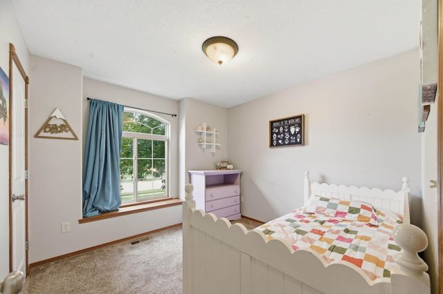 1206 N HIGH PARK, Derby, KS 67037