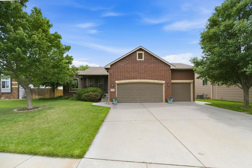 1206 N HIGH PARK, Derby, KS 67037
