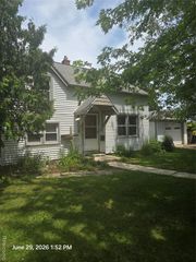 22629 Downing Street, Saint Clair Shores, MI 48080