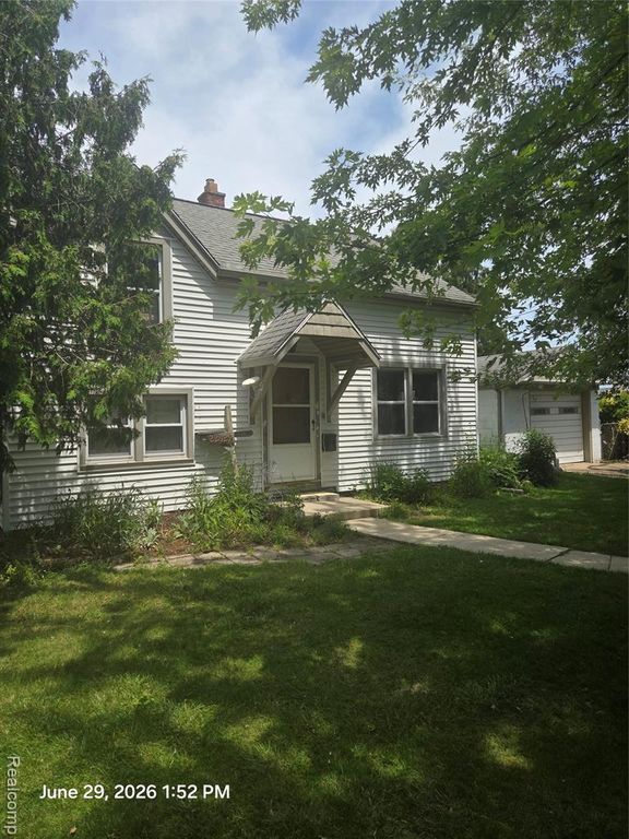 22629 Downing Street, Saint Clair Shores, MI 48080