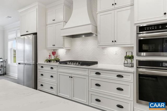 1935 BEAR ISLAND PKWY, Zion Crossroads, VA 22942