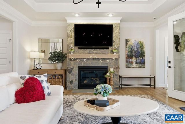 1935 BEAR ISLAND PKWY, Zion Crossroads, VA 22942