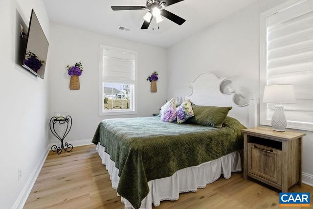 1935 BEAR ISLAND PKWY, Zion Crossroads, VA 22942