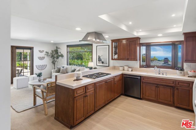 32256 Phantom Drive, Rancho Palos Verdes, CA 90275