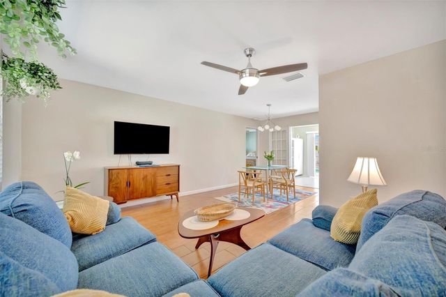 5729 AUGUSTA CIRCLE, Sarasota, FL 34238