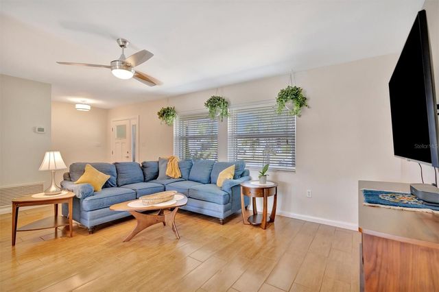 5729 AUGUSTA CIRCLE, Sarasota, FL 34238