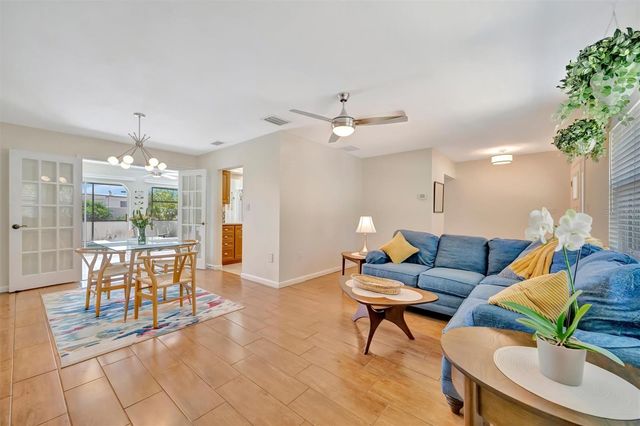 5729 AUGUSTA CIRCLE, Sarasota, FL 34238