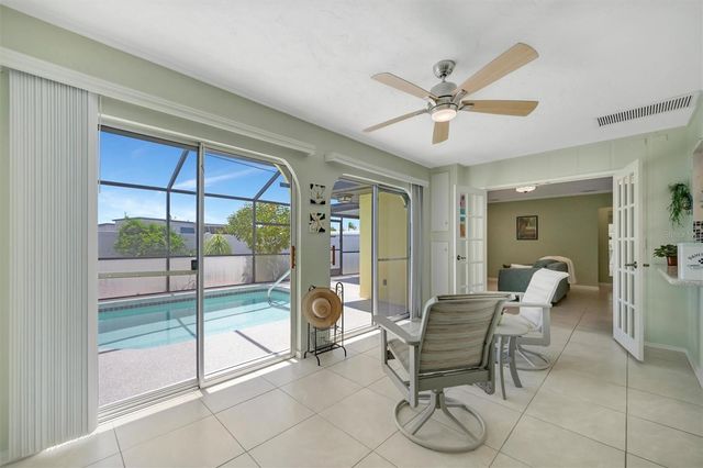 5729 AUGUSTA CIRCLE, Sarasota, FL 34238
