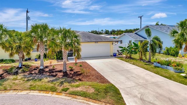 5729 AUGUSTA CIRCLE, Sarasota, FL 34238