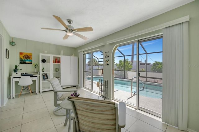 5729 AUGUSTA CIRCLE, Sarasota, FL 34238
