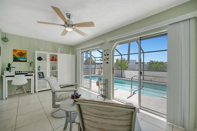 5729 AUGUSTA CIRCLE, Sarasota, FL 34238