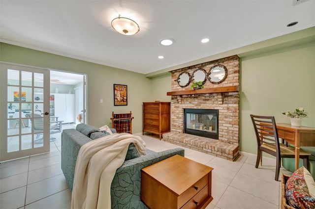 5729 AUGUSTA CIRCLE, Sarasota, FL 34238
