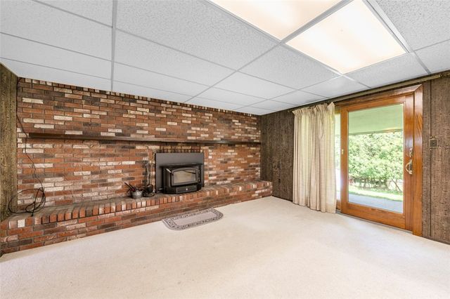 102 Kenneth Dr, Delmont, PA 15626