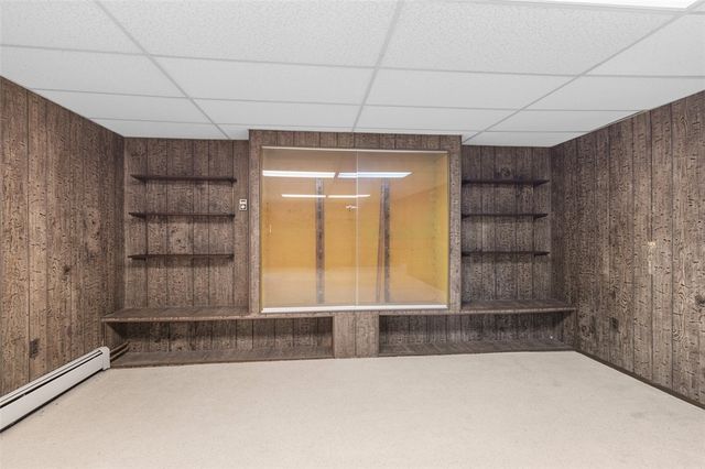 102 Kenneth Dr, Delmont, PA 15626
