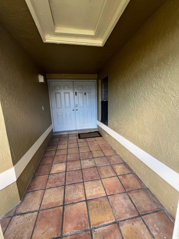 4241 Green Forest Way, Boynton Beach, FL 33436