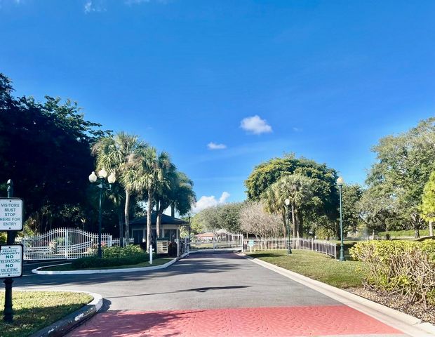 4241 Green Forest Way, Boynton Beach, FL 33436