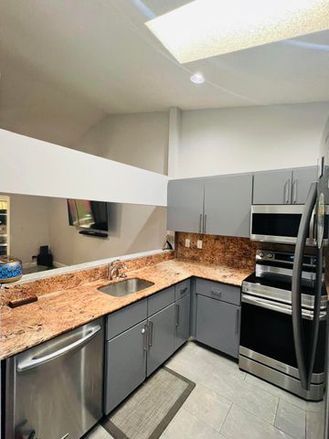 4241 Green Forest Way, Boynton Beach, FL 33436