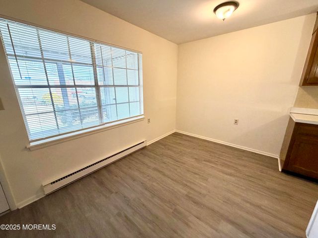 842B Inverness Court, Lakewood, NJ 08701