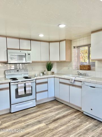 506 E Taylor Street, Reno, NV 89502