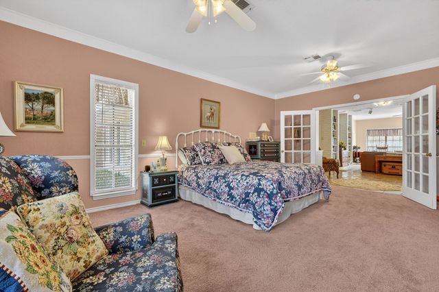 407 N Avenue Z, Clifton, TX 76634