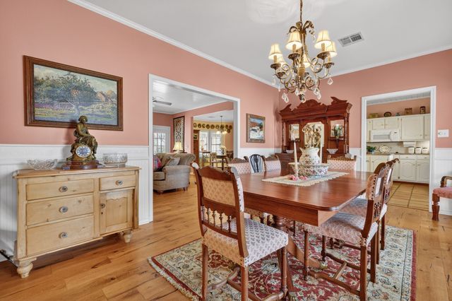 407 N Avenue Z, Clifton, TX 76634