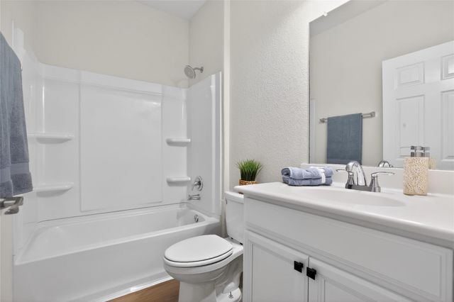 2080 Lost Timbers Drive, Conroe, TX 77304