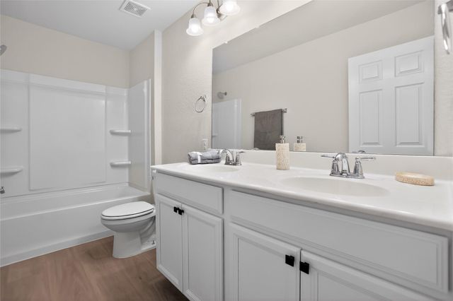 2080 Lost Timbers Drive, Conroe, TX 77304