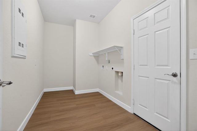 2080 Lost Timbers Drive, Conroe, TX 77304