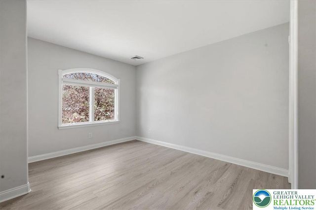 3616 Magnolia Drive, Bethlehem Twp, PA 18045