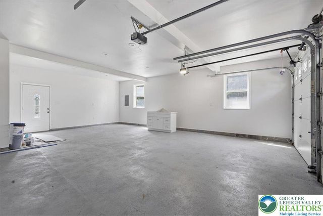 3616 Magnolia Drive, Bethlehem Twp, PA 18045