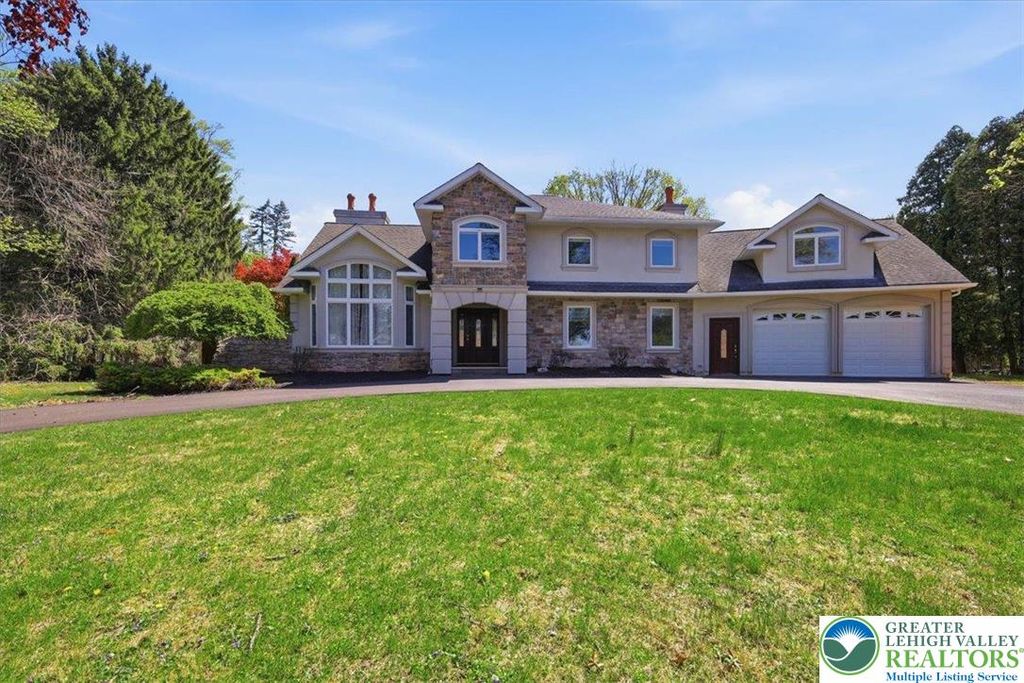 3616 Magnolia Drive, Bethlehem Twp, PA 18045