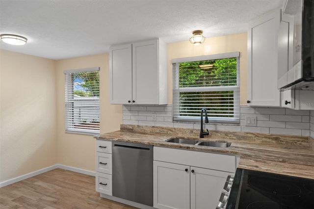 2187 DIXIE GARDEN LOOP, Holiday, FL 34690