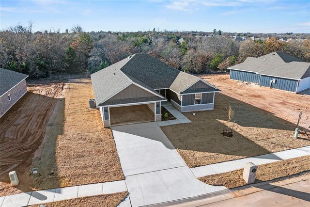 4608 Lincoln Landing, Harrah, OK 73045