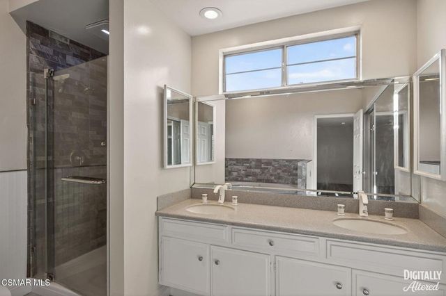 250 W Avenida De Las Flores, Thousand Oaks, CA 91360