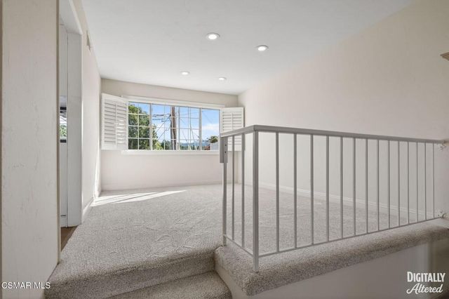 250 W Avenida De Las Flores, Thousand Oaks, CA 91360