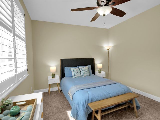 582 Pasture Ave, Lathrop, CA 95330