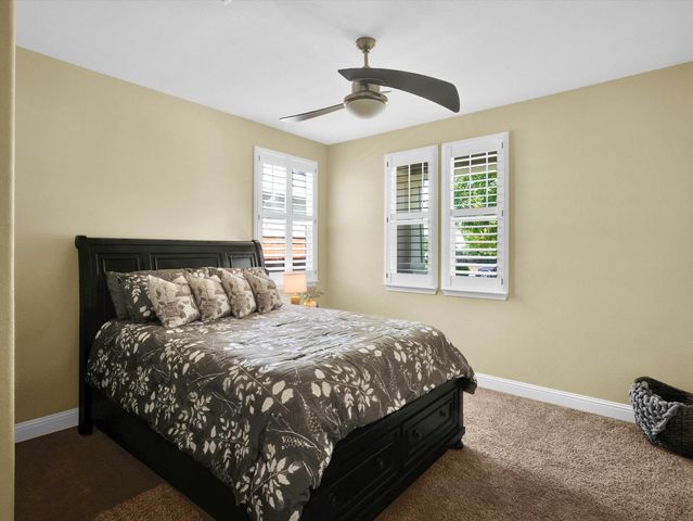 582 Pasture Ave, Lathrop, CA 95330