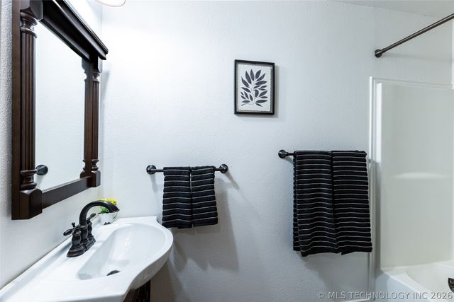 19485 E Dogwood Court, Claremore, OK 74019