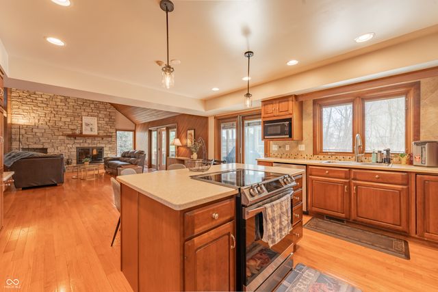 2310 E Plateau Place, Bloomington, IN 47401