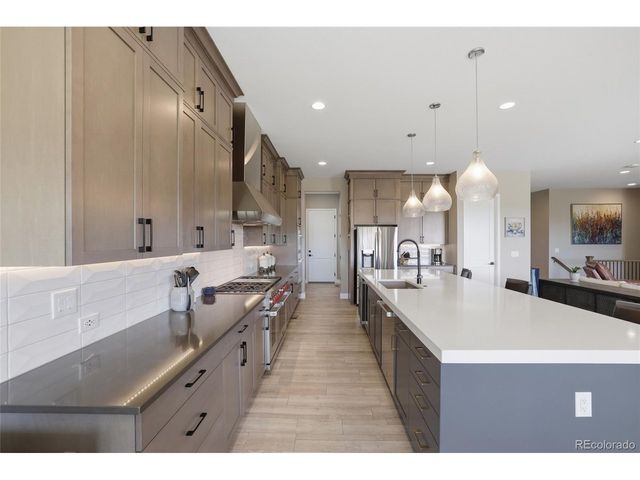 2104 Bellcove Dr, Castle Rock, CO 80108