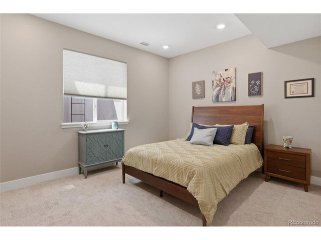 2104 Bellcove Dr, Castle Rock, CO 80108