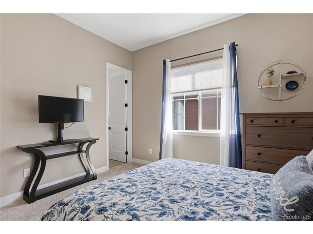 2104 Bellcove Dr, Castle Rock, CO 80108