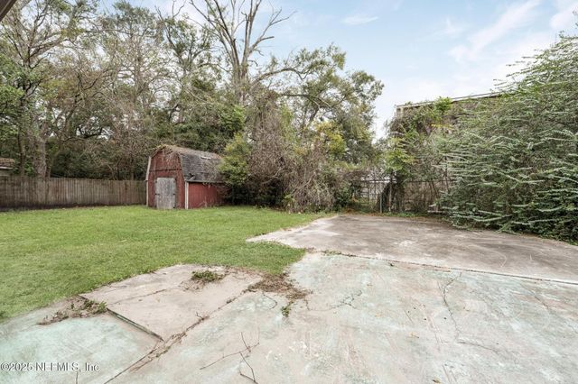 1035 E ODESSA Drive E, Jacksonville, FL 32254