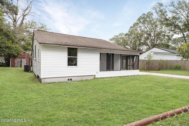 1035 E ODESSA Drive E, Jacksonville, FL 32254