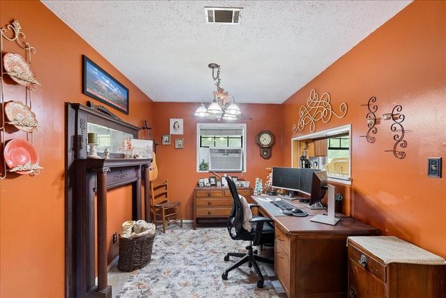 150 County Road 6401, Dayton, TX 77535