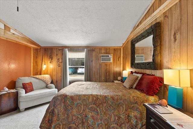 150 County Road 6401, Dayton, TX 77535