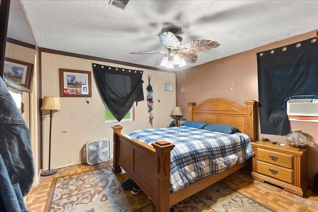 150 County Road 6401, Dayton, TX 77535