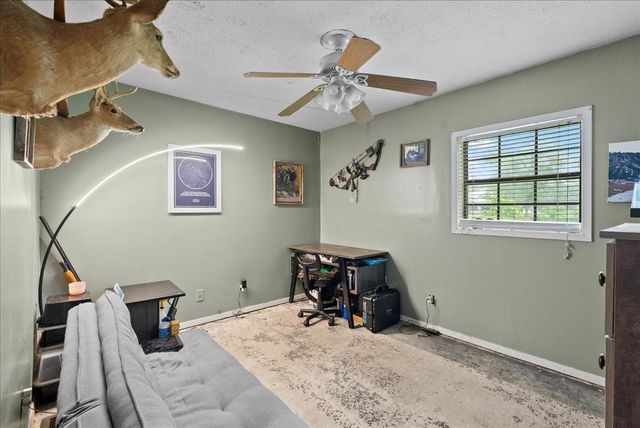 150 County Road 6401, Dayton, TX 77535
