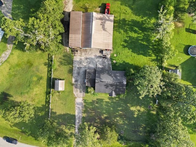 150 County Road 6401, Dayton, TX 77535