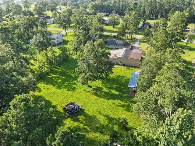 150 County Road 6401, Dayton, TX 77535